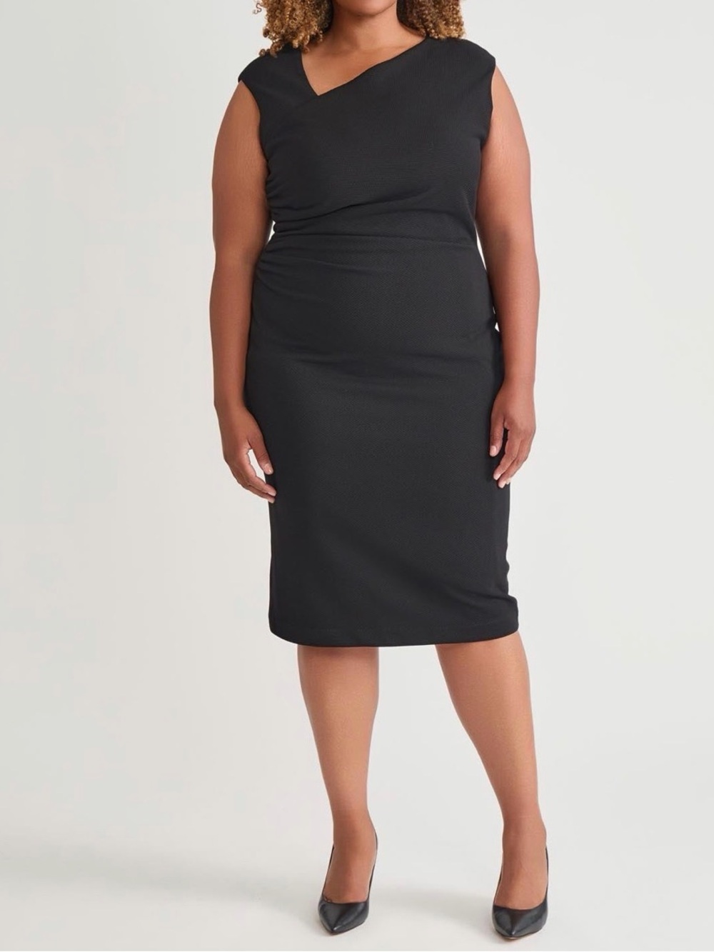 Kasper Plus Asymmetrical Neck Ruched Midi Dress black size 1X